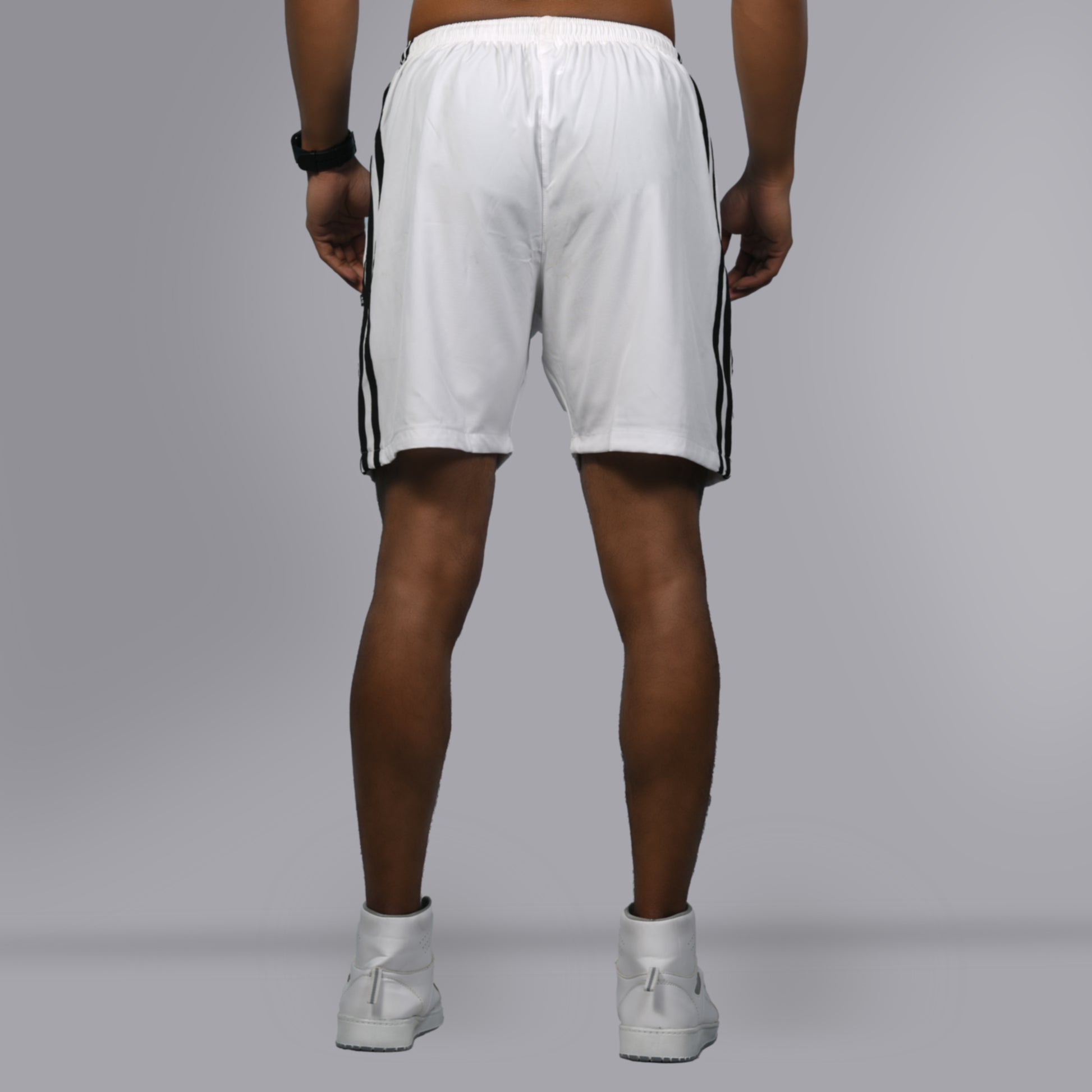 NOM Shorts (Striped White) - SPORTS VILLA